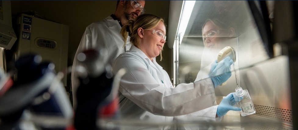 Student working in a lab.